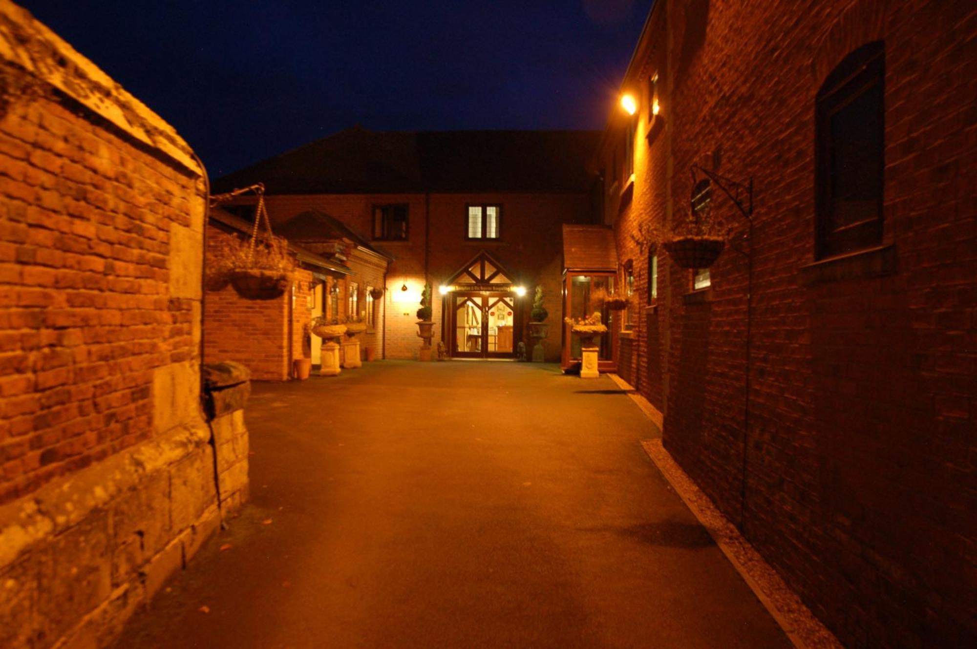 Albright Hussey Manor Hotel Hadnall Exterior foto